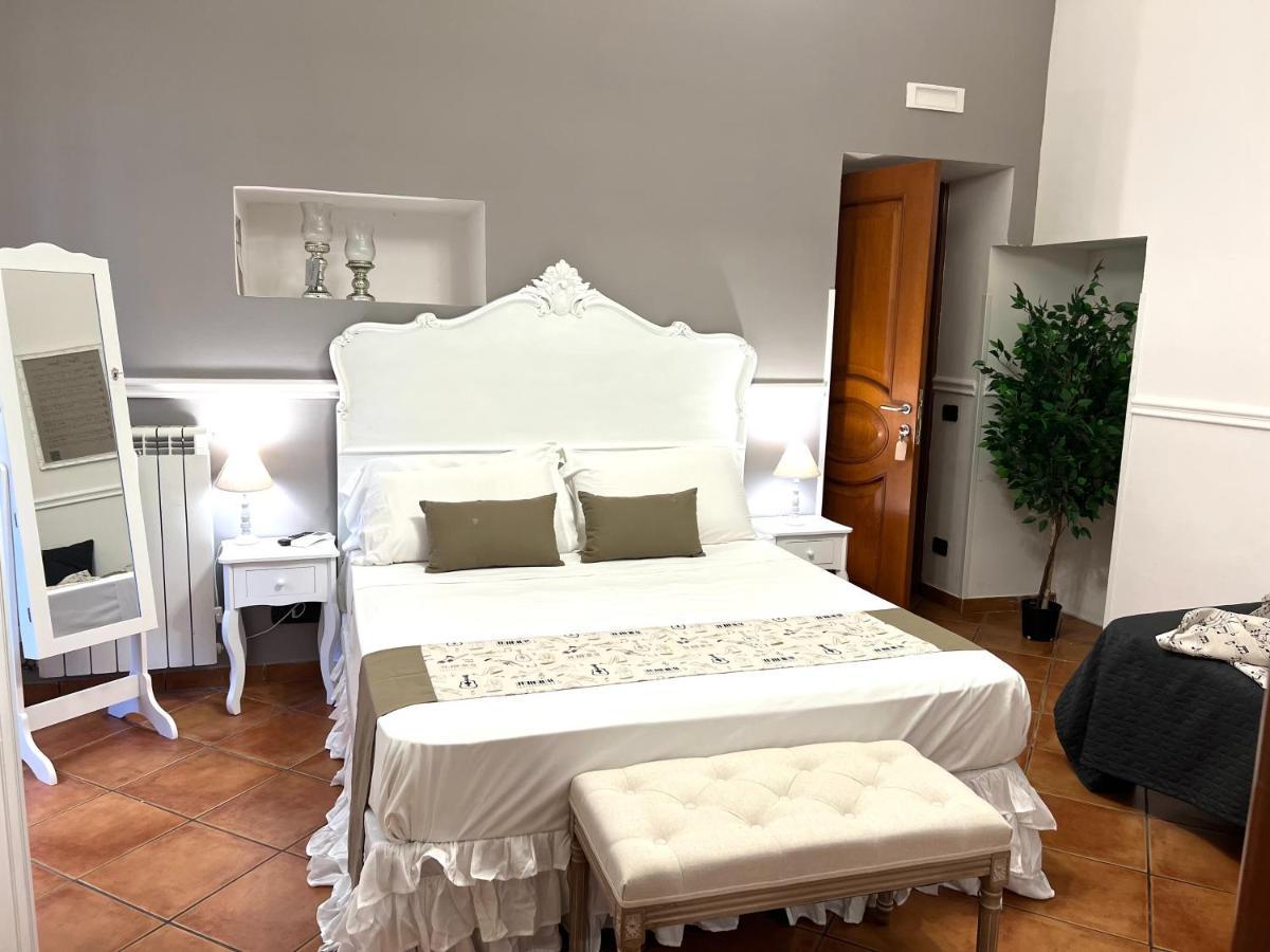 Miluar - Centro Storico - Lungo La Via Della Musica Bed & Breakfast Napoli Ngoại thất bức ảnh
