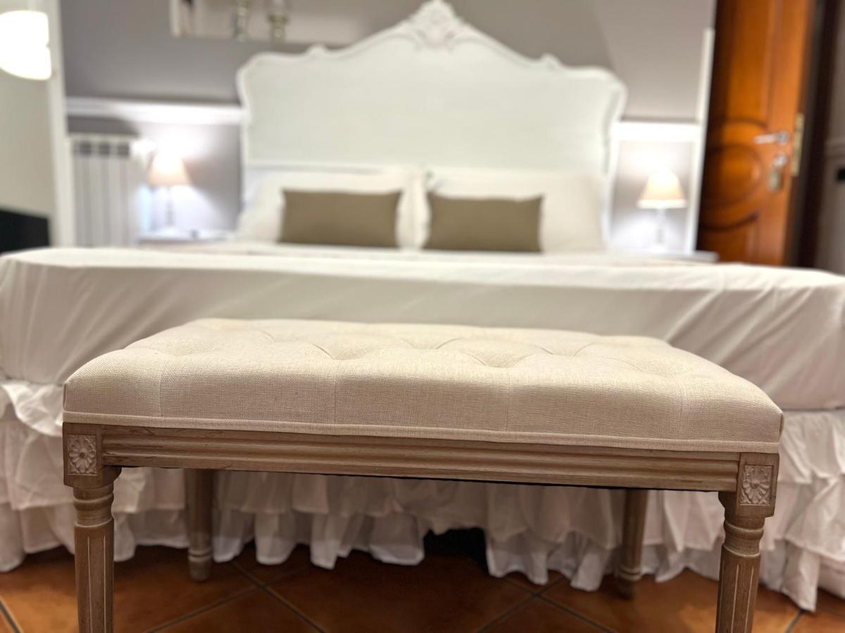 Miluar - Centro Storico - Lungo La Via Della Musica Bed & Breakfast Napoli Ngoại thất bức ảnh