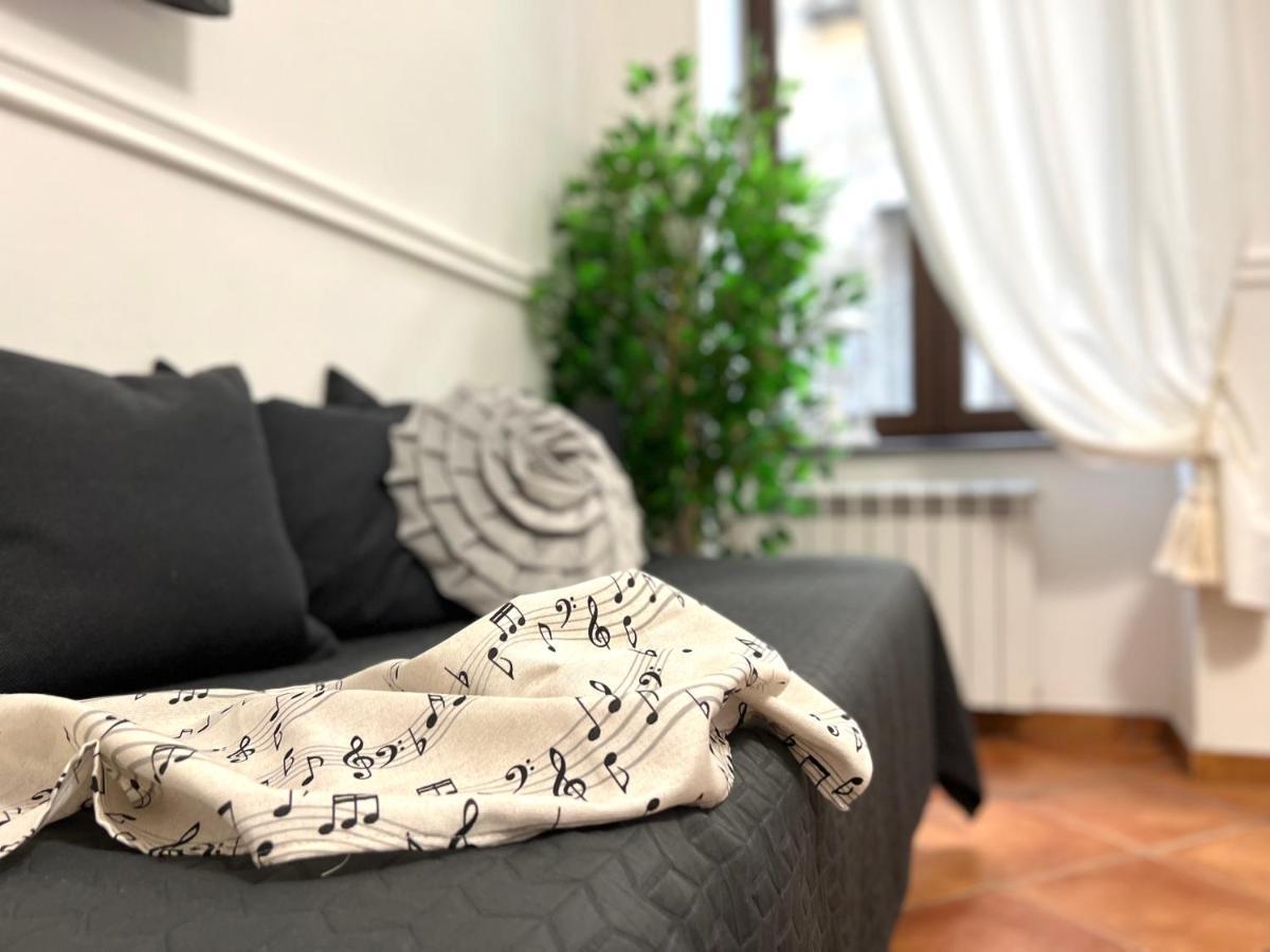 Miluar - Centro Storico - Lungo La Via Della Musica Bed & Breakfast Napoli Ngoại thất bức ảnh