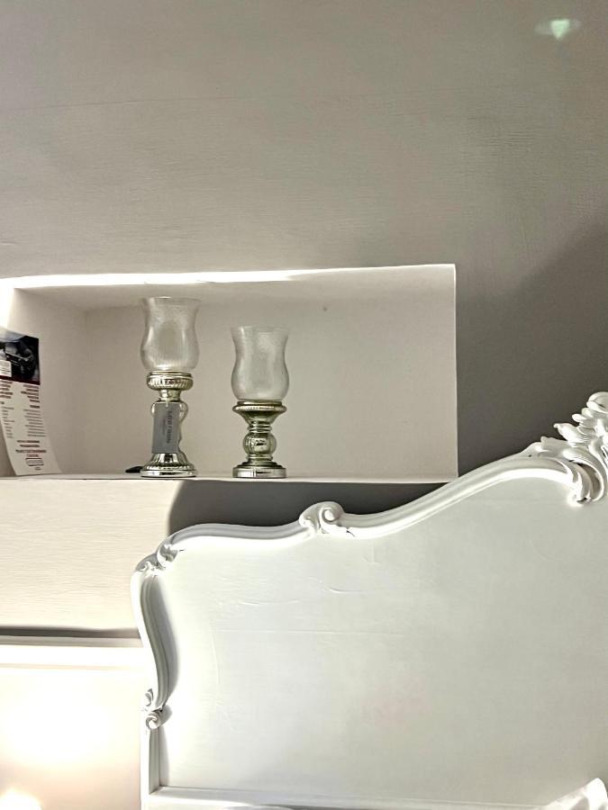 Miluar - Centro Storico - Lungo La Via Della Musica Bed & Breakfast Napoli Ngoại thất bức ảnh