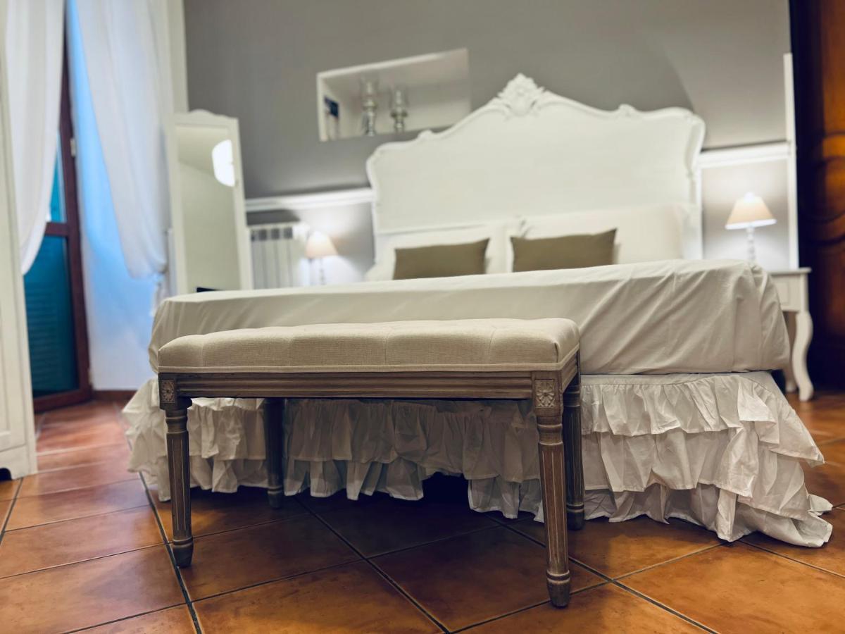 Miluar - Centro Storico - Lungo La Via Della Musica Bed & Breakfast Napoli Ngoại thất bức ảnh
